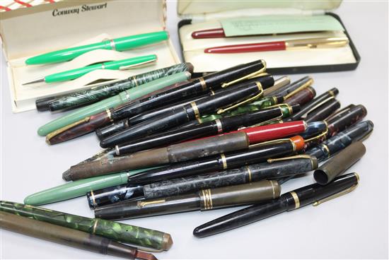 Quantity of assorted pens and pencils, Conway Stewart etc.